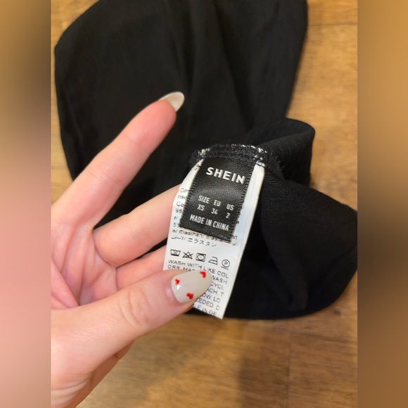 Black cut out dress - Picture 3 of 4